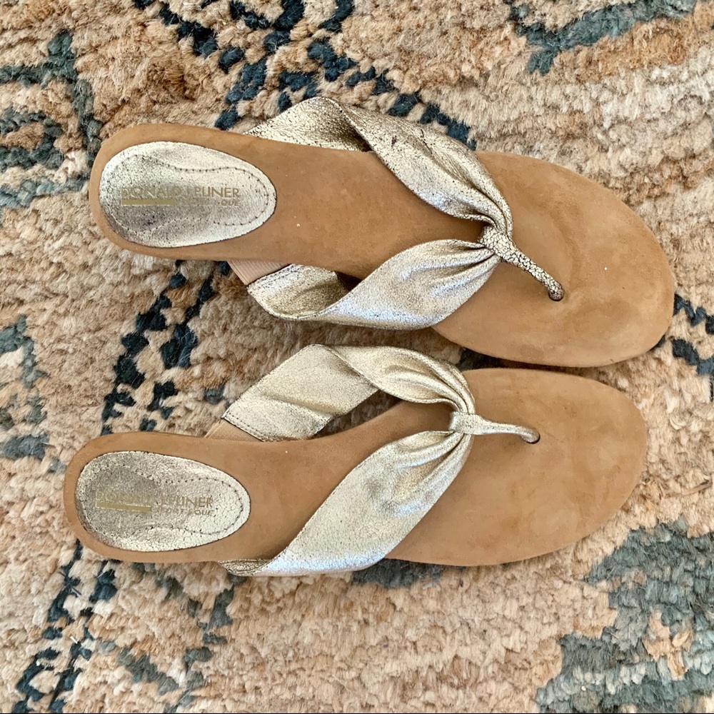 Donald Pliner Ruby Gold Leather Thong Sandal